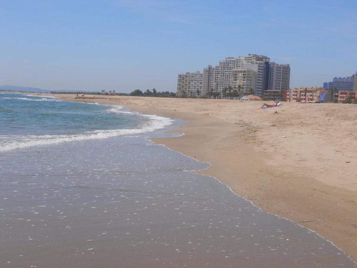 Goldhome - Sylvia - Vistas Espectaculares Al Mar Empuriabrava Kültér fotó