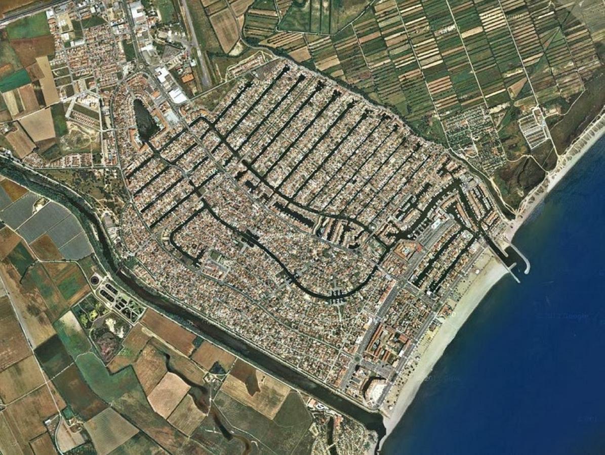 Goldhome - Sylvia - Vistas Espectaculares Al Mar Empuriabrava Kültér fotó